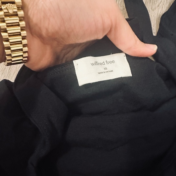 Aritzia Wilfred Free Women's Size XS Orbit Crop Top - New Without Tags. - Picture 3 of 4